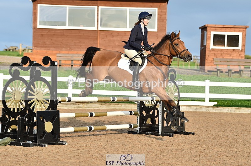 220829A-181044-00516 - 90cm classes