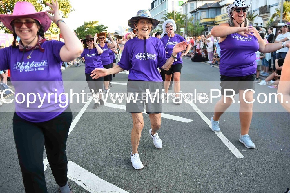 SH4_3797 - Carnival Procession.