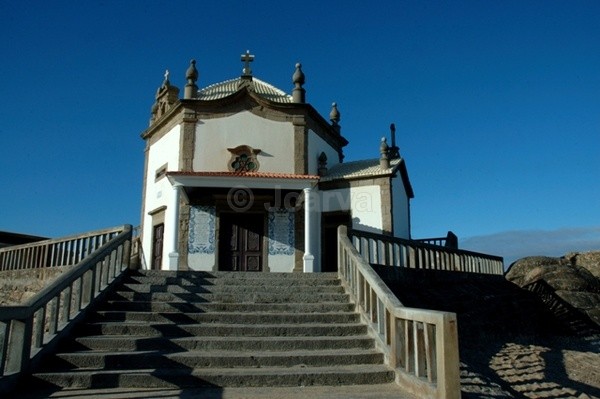 Stare up - Chapel