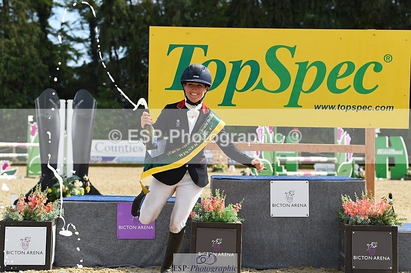 230528-162318-19388 - 4* Presentations