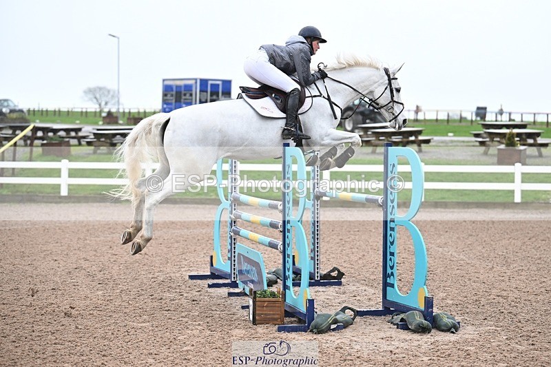 260130-132753-00562 - Cls 6 Foxhunter and 1.20m Open