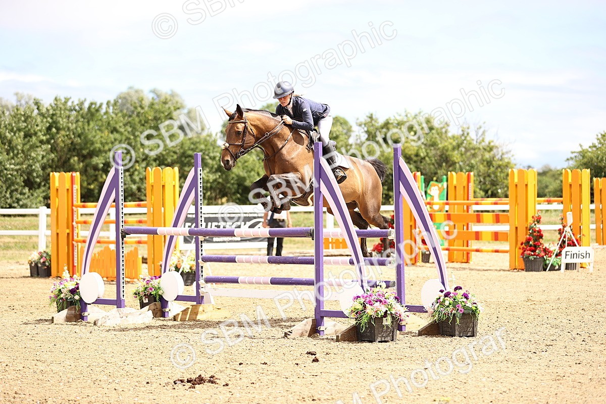 SBM_003383 - Class 22 - Senior Foxhunter 1.20m