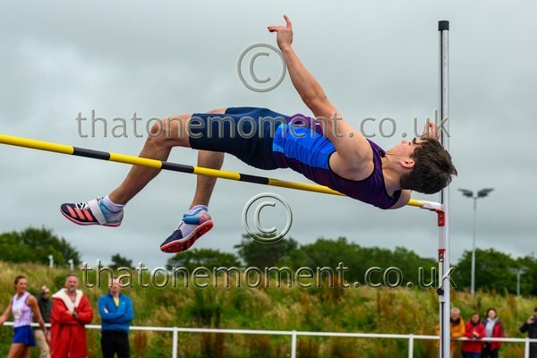 ComMast25-912301 - Field Male Set Two