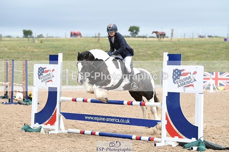 250807-131943-01093 - 80cm Round 2