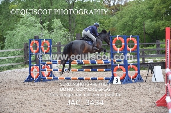 JAC_3434 - CLASS 4 Senior BritiNovice/ 90cm Open