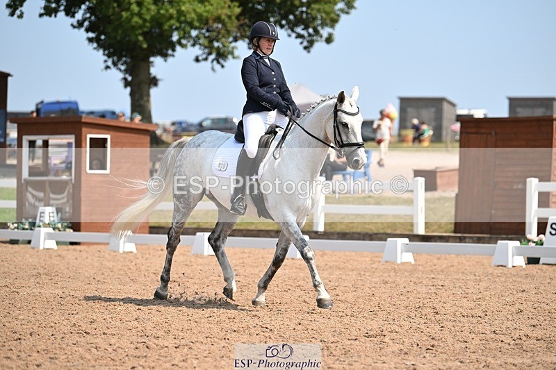 250816-125045-04564 - 075-Jackie.LimintonSaddlewood.Surprise