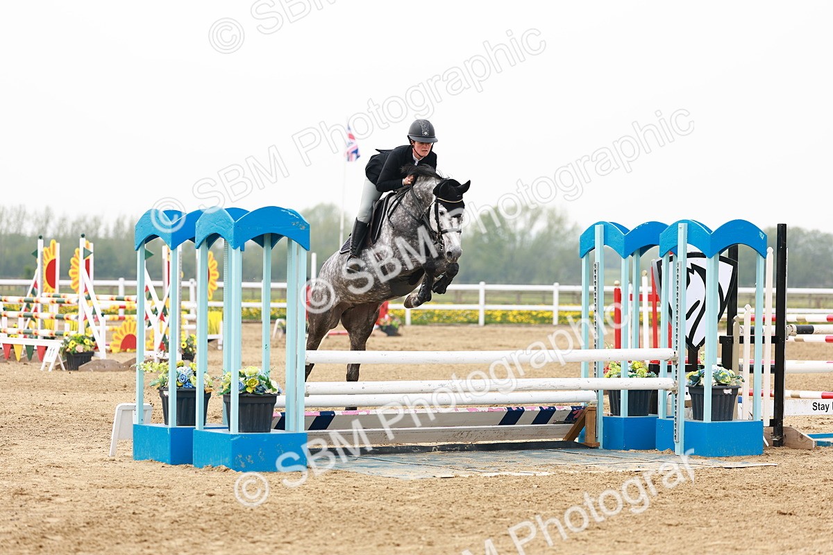  - Class 18 - Senior Newcomers - 1.10m