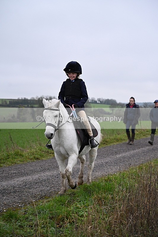 WJ7_9803 - Walk out..