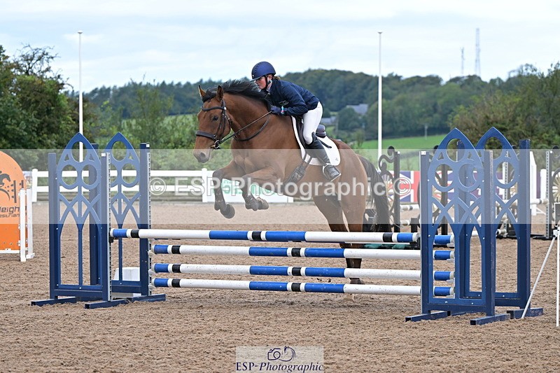 240925A-101810-00036 - Clear Round