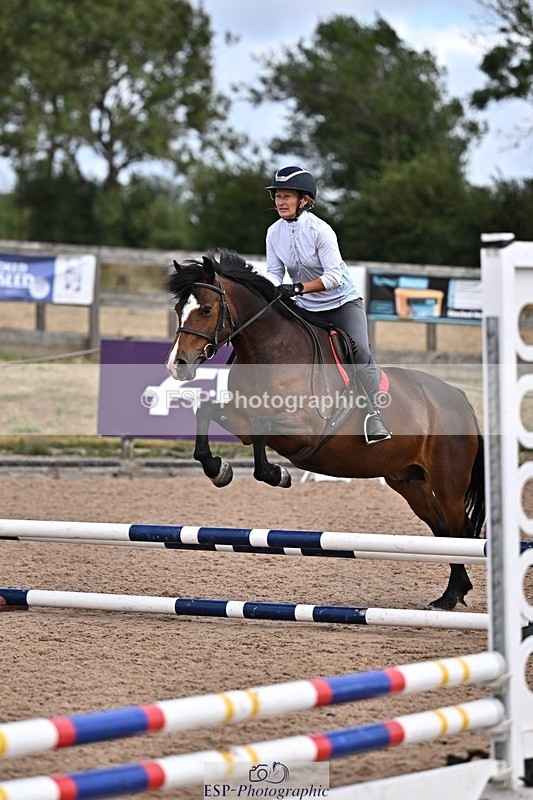 260804-155322-00176 - Clear Round