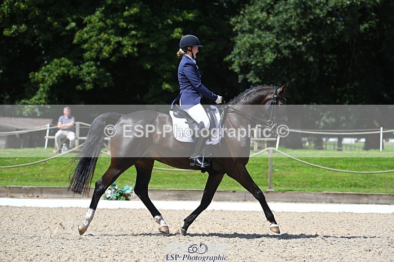 230811-121511-01214 - Cls 4 Adv Medium Silver