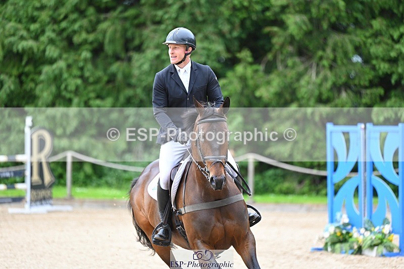 240525-161015-18075 - 552-COUNT_ONYX-Aaron_Millar