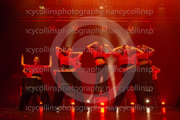 00932 - Nicki Minaj Medley