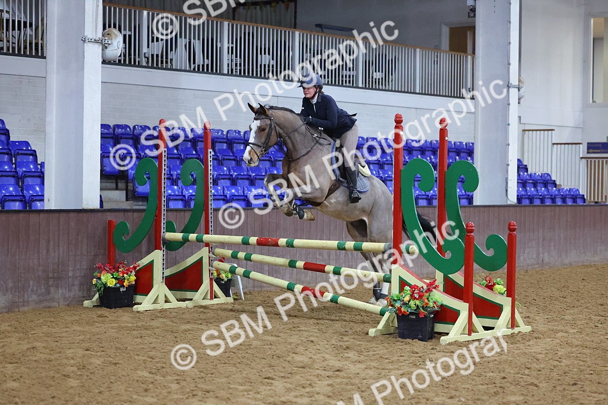 SBM_000714 - Class 13 - Equissage Pulse Senior British Novice/ 90cm Open - First Round (0.90m)