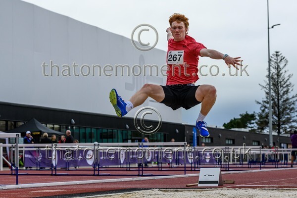 ComMast25-918910 - Field Male Set One