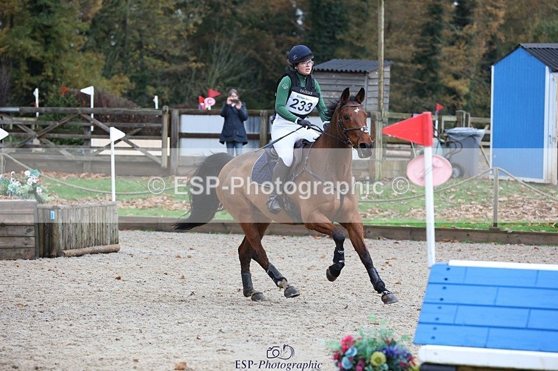 231118-130046-01661 - Cls 3 90cm