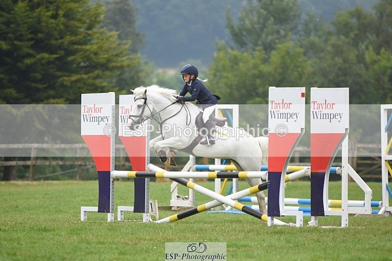 230618-104404-10507 - Cls 28 British Novice & 80cm Open