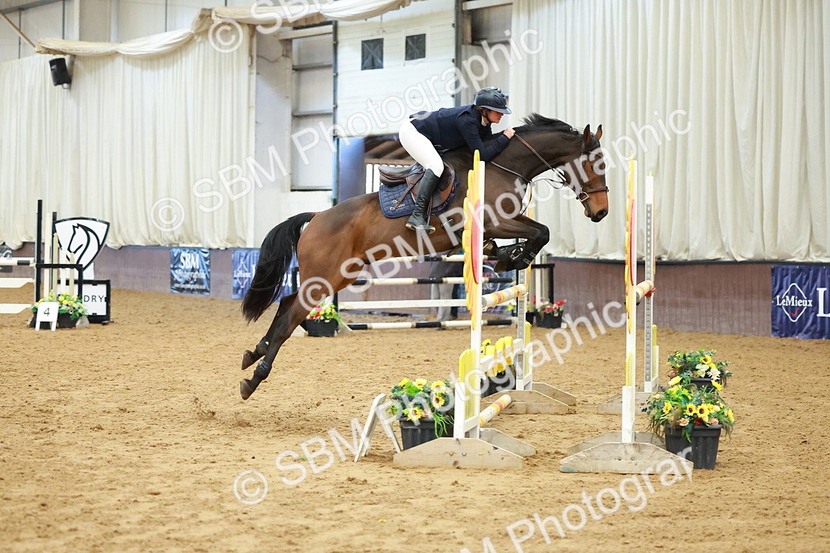 SBM_007199 - Class 19 - Senior Newcomers 1.10m