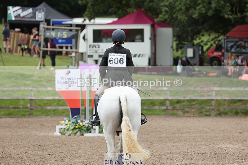 240804-144837-16102 - 606-Kate_Jupp-CARROWNURLAUR_PRIDE