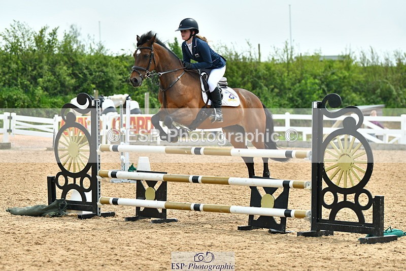 230514A-131942-02930 - Cls 25 Pony Foxhunter & 1.10m Open