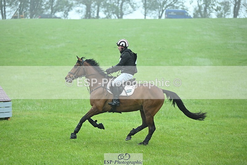 250418-102012-01140 - 056-Rupert.Batting-COOMBELAND.ALBERTS.RUMOUR.II