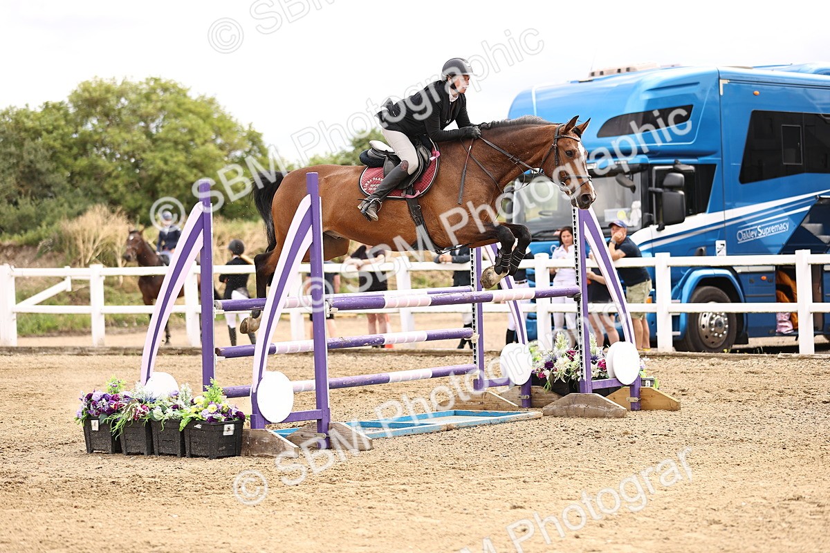 SBM_003028 - Class 21 - Senior Newcomers - 1.10m