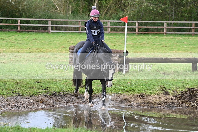 WJ6_4069 - Time at Photographer 11:48 to 11:56