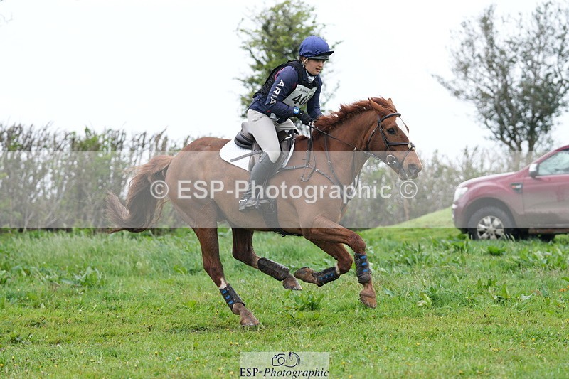 250419-093943-08218 - 402-Ruby.Russo-JUST.ORANGE