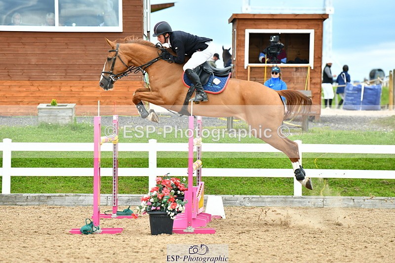 230721A-143358-06976 - Cls 22, 1 Star Gold 1.30m