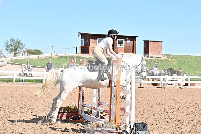 250513-160238-00132 - Clr Rnd & 60cm