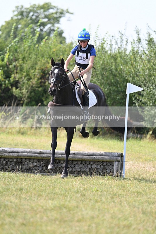 WJ7_7720 - 60cm XC Time 14:21 to 14:47