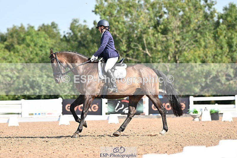 250816-100040-03019 - 096-Louisa.ChattingFirst.Mohican.II