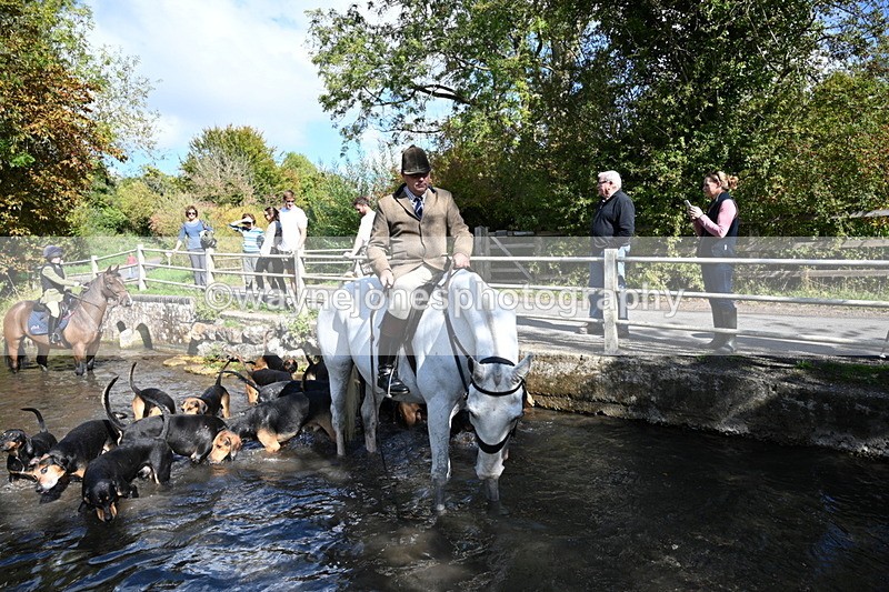 WJ7_6000 - Hounds Water Crossing