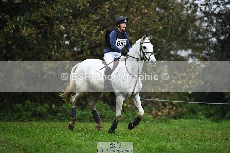 231021-105850-14257 - 651-RATHNAGREW.GREY.TEX-Nicola.Horsley-gubbins-SC+XC