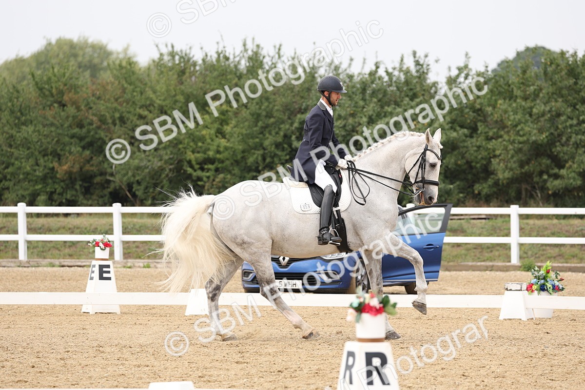 SBM_008186 - Class 10 - FEI INT I - 16.10-16.50