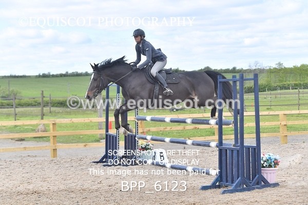 BPP_6123 - CLASS 29 SUN Senior Newcomers/ 1.10m Open