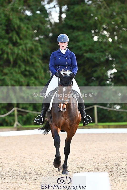 231021-144926-18803 - 255-CLOUDBERRY.BLUE-Isabelle.Downes-DR