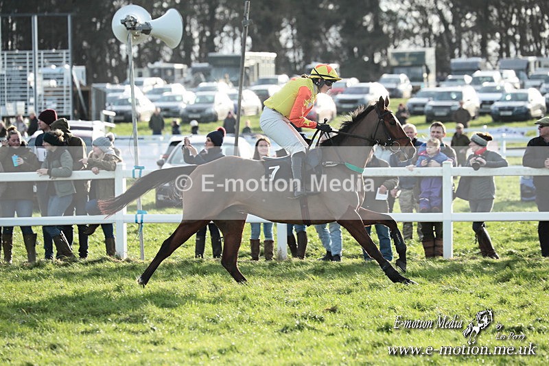PtP 141225  1402 - New Forest Hounds PtP Larkhill 14/12/25