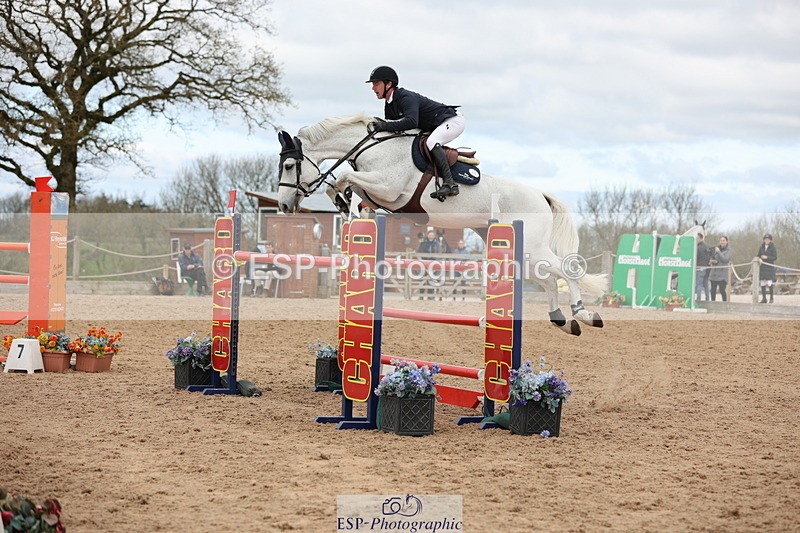 240419A-115308-06874 - Cls 6, 2 Star Medium Tour 1.35m