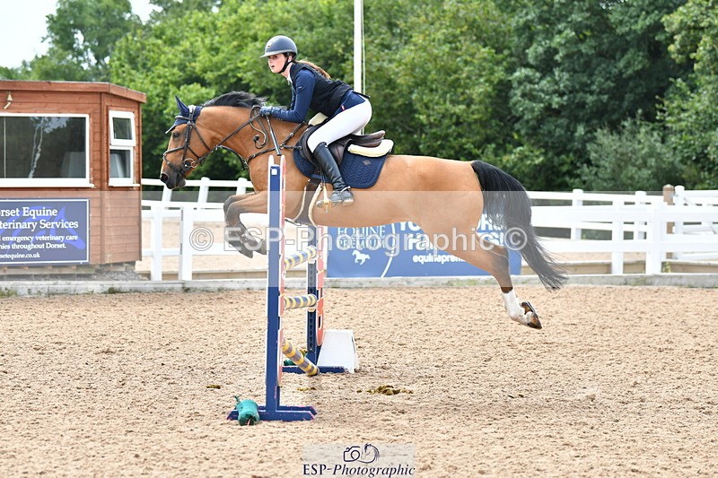 230819A-125201-00556 - Cls 26+28 Pony Foxhunter & 1.15m