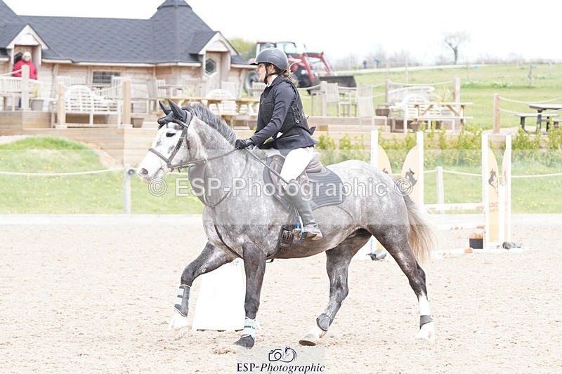 250414-131040-00860 - 80cm Round 2