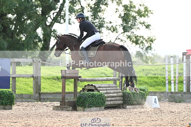 240913A-172732-05382 - Cls 19 Snr 1m Open Speed Derby