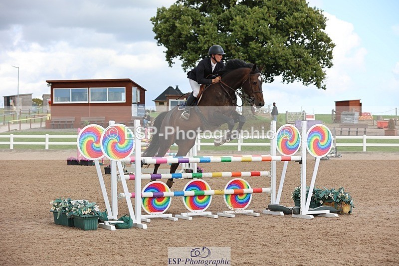 250913-160449-07881 - Cls 27 1.15m Amateur Quali