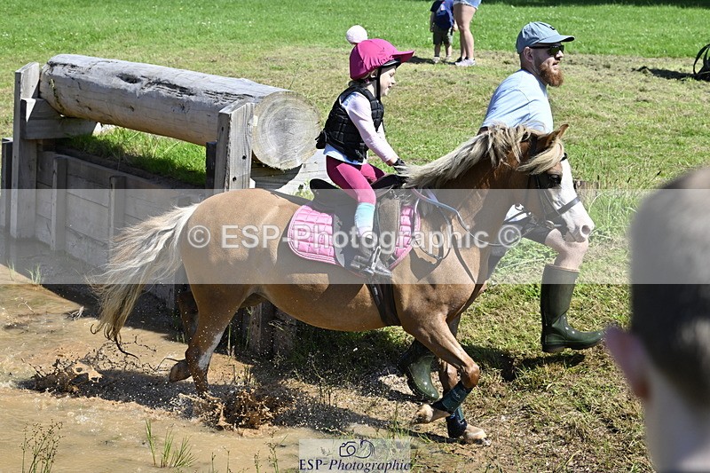 240728B-111447-01253 - Gemma's Group XC