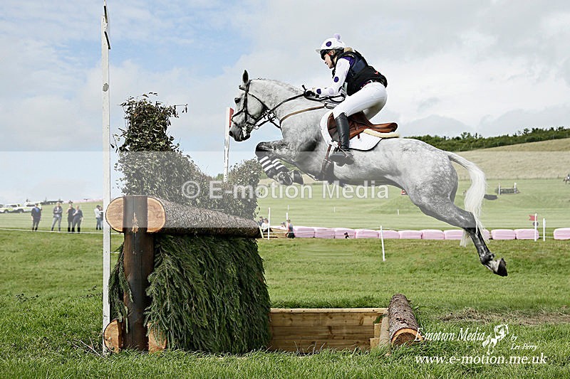 Barbury 080716 2075po - Equestrian