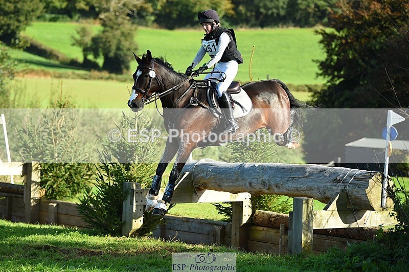 231022-112610-25840 - 251-JE.SUIS.MARVELOUS.WB-Emma.Collins-XC