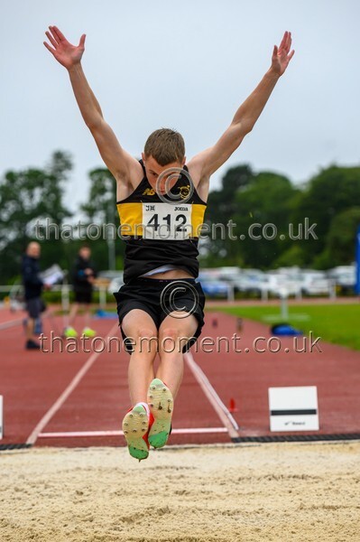 ComMast25-910437 - Field Male Set One