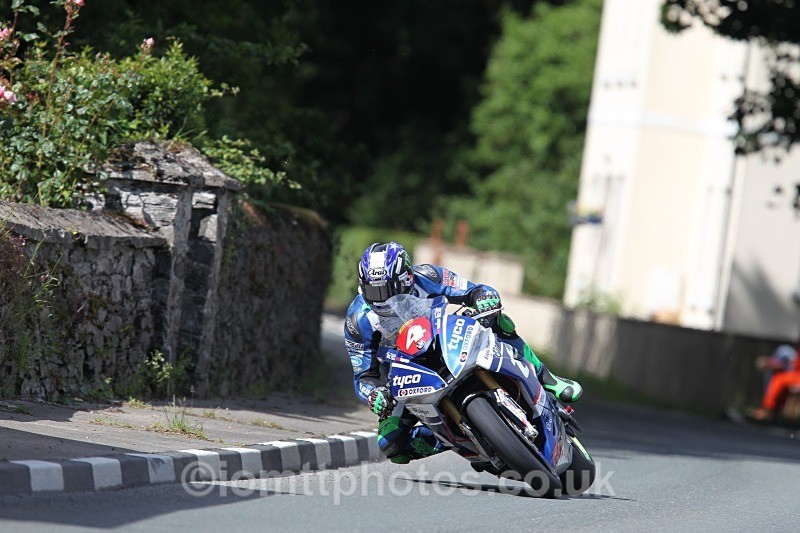  - Superstock Race
