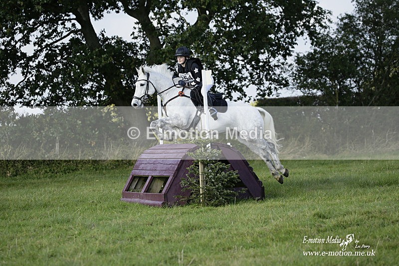  WWHT 171021 3894 - Open (1.00m)  17/10/21