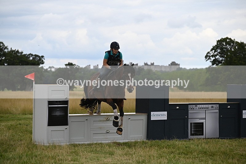 WJ6_4873 - Time at Jump 13:04 to 13:34